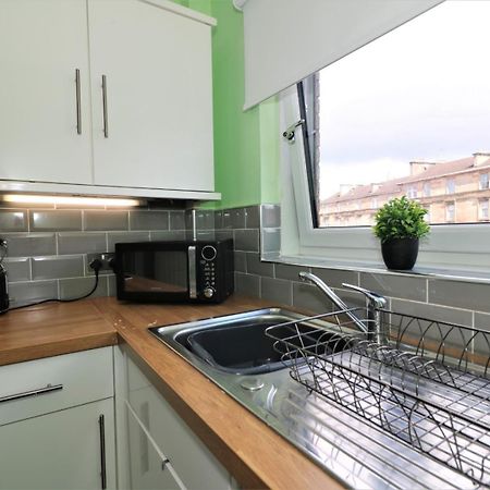 2 Bedroom Apartment At Secc Hydro Free Parking Glasgow Bagian luar foto