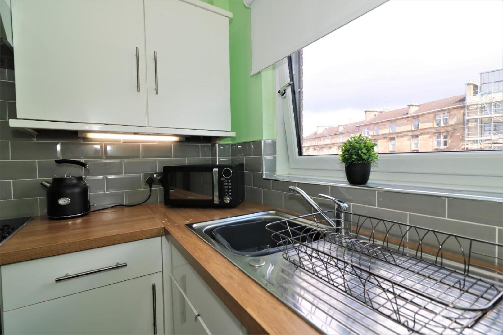 2 Bedroom Apartment At Secc Hydro Free Parking Glasgow Bagian luar foto